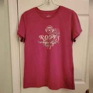 Roots Women Tee Shirt. Large